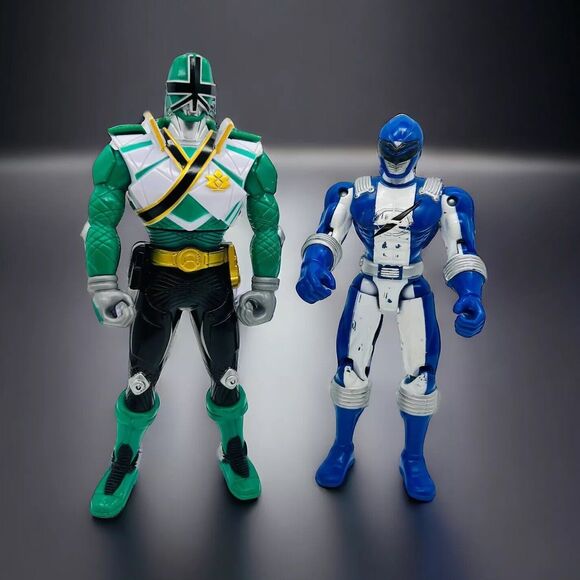 Bandai Power Rangers Action Figures 2011 Samurai Green & 2006 Overdrive Blue - Picture 1 of 14